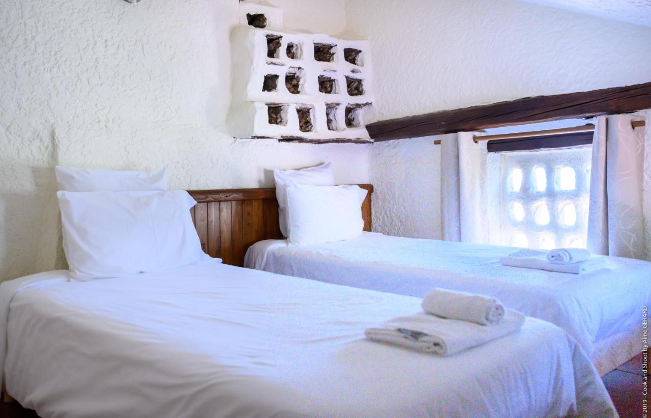 Auberge Lo Robur Roure Екстер'єр фото